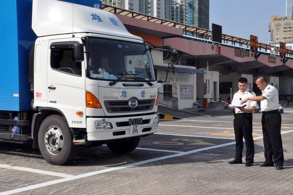 中山古鎮(zhèn)燈飾物流到香港